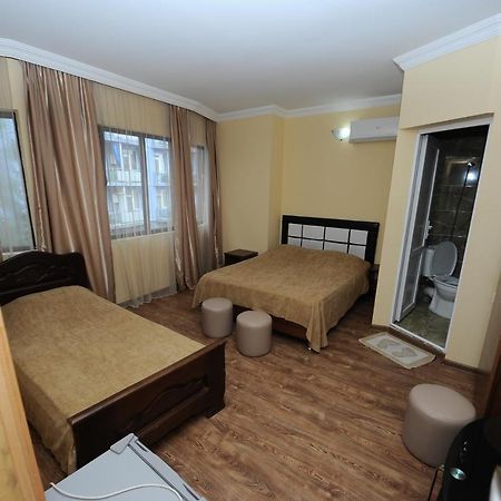 Hotel Dadiani Batumi Kültér fotó