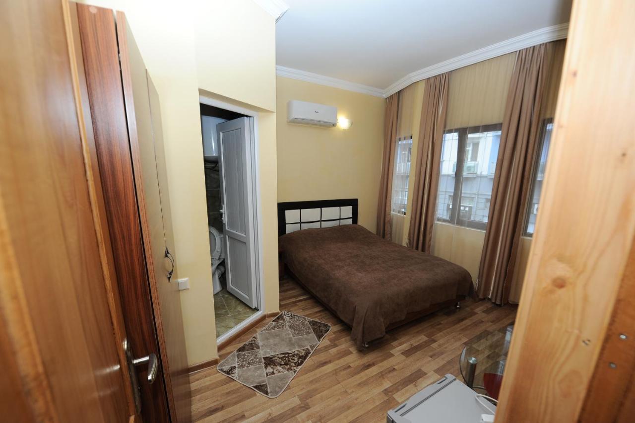 Hotel Dadiani Batumi Kültér fotó