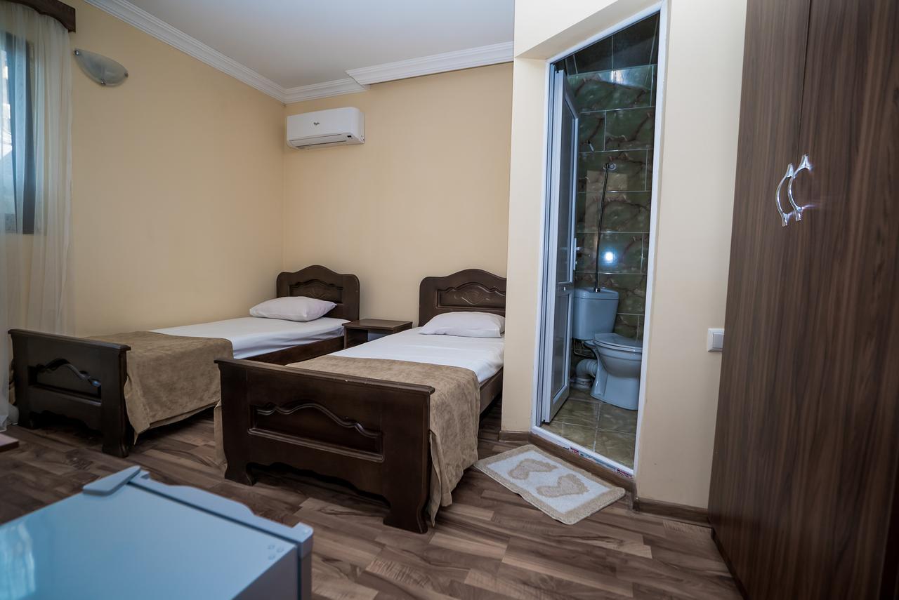 Hotel Dadiani Batumi Kültér fotó